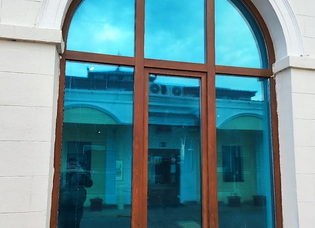 Тонировка окон в доме